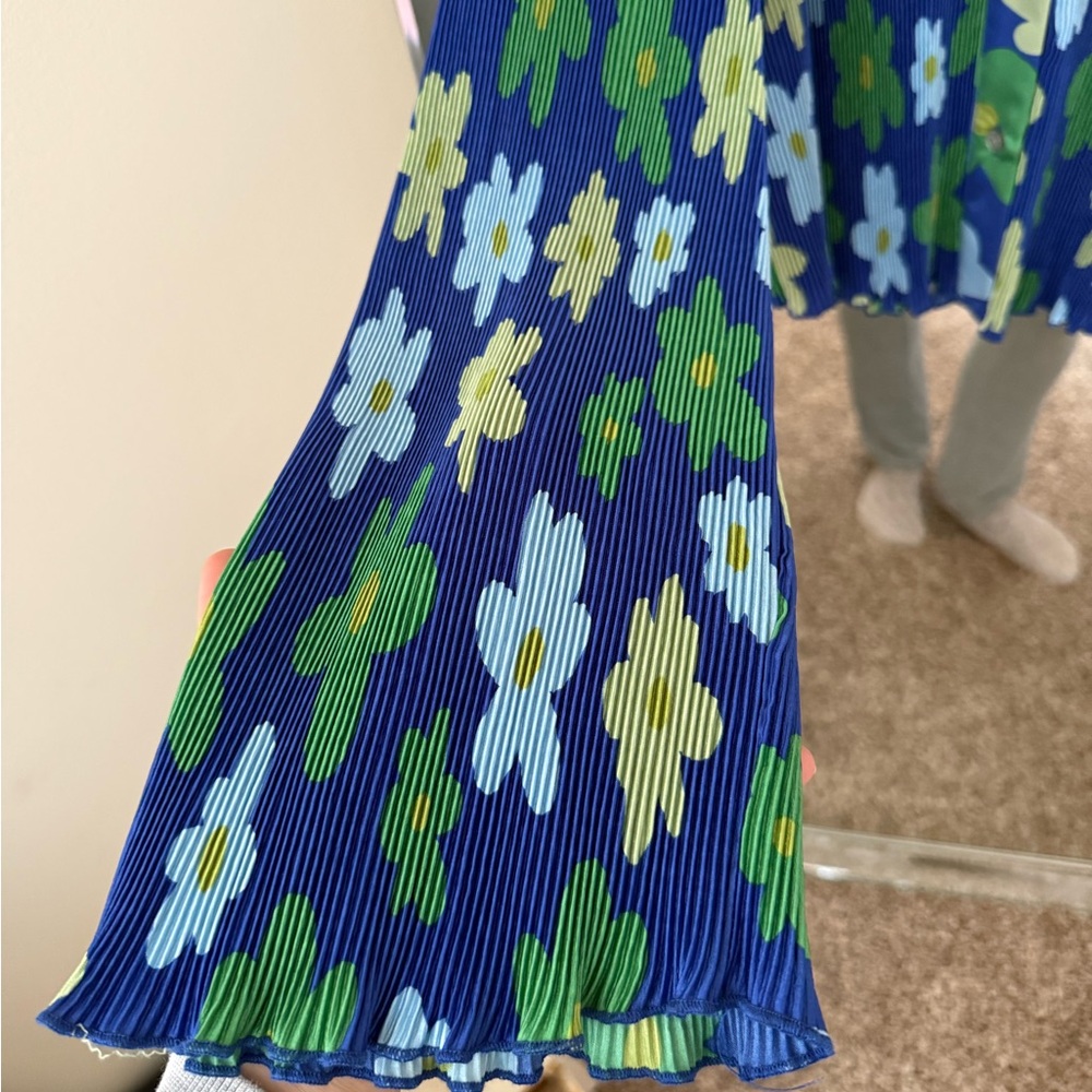 NWT • Target Sammy B • Adult Pleated Cropped Shirt - Picture 7 of 7